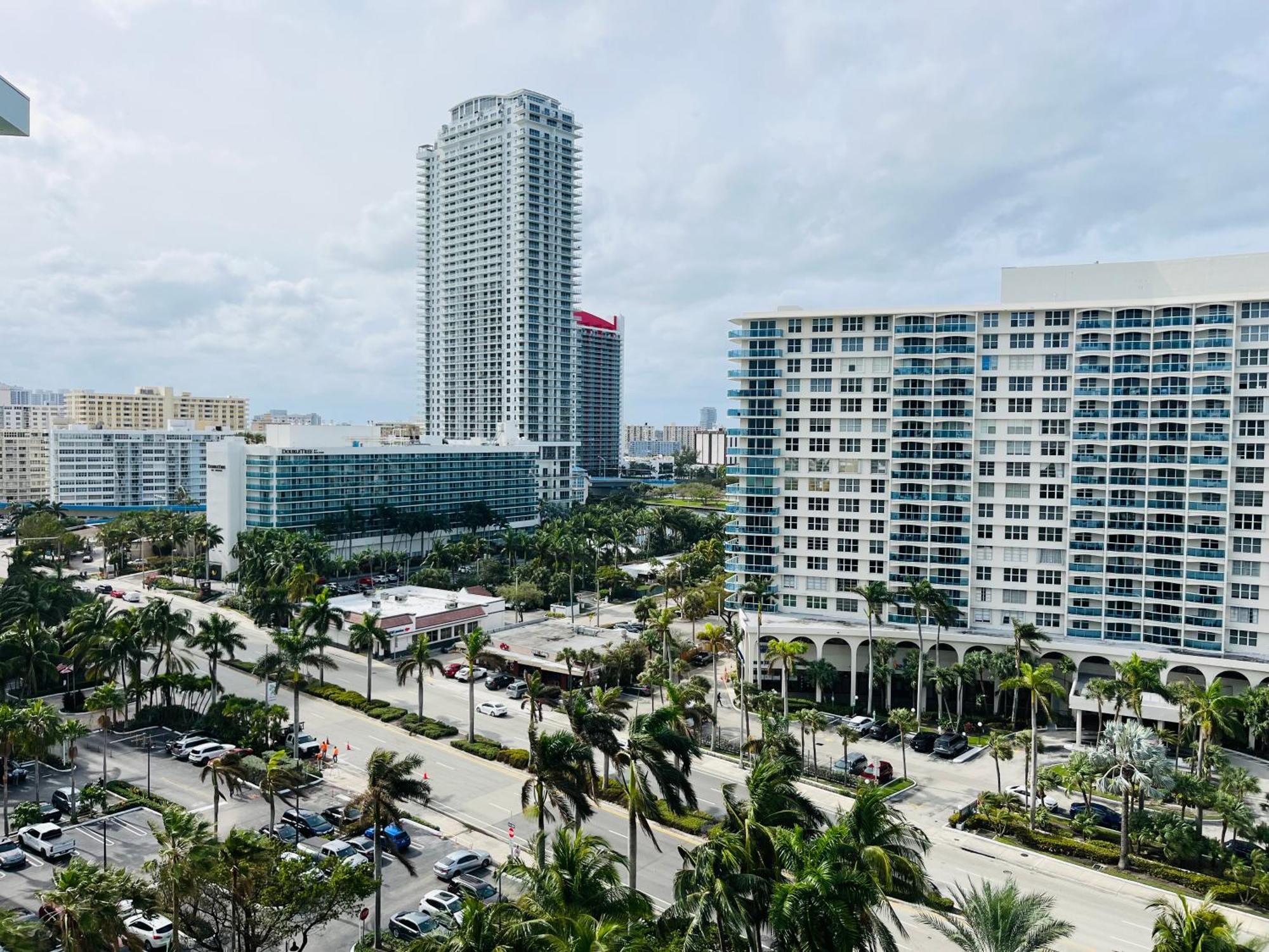 The Tides On Miami Hollywood Bay View Apartments 1B Exterior photo
